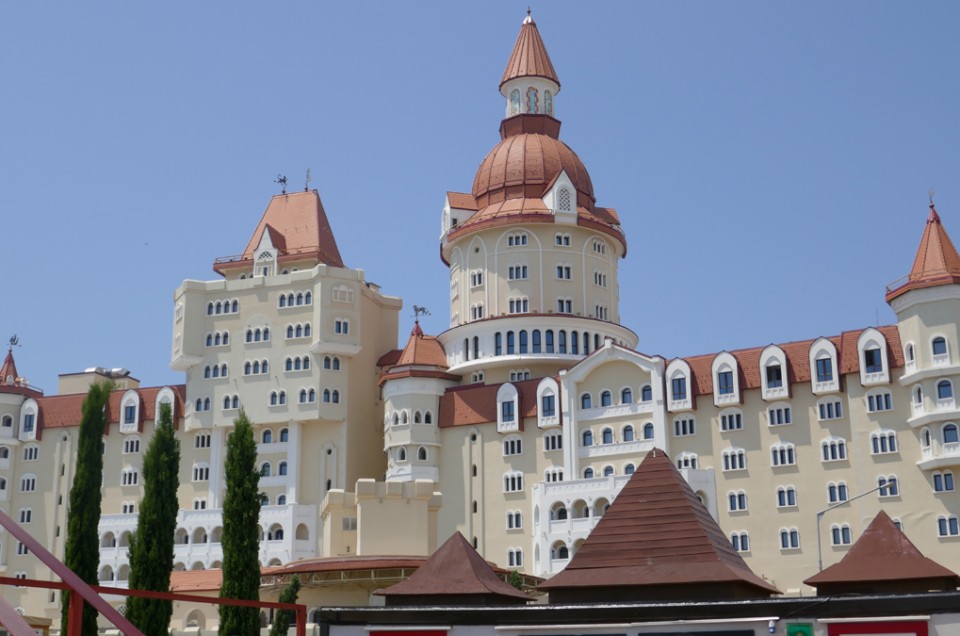 Um dinossauro no parque